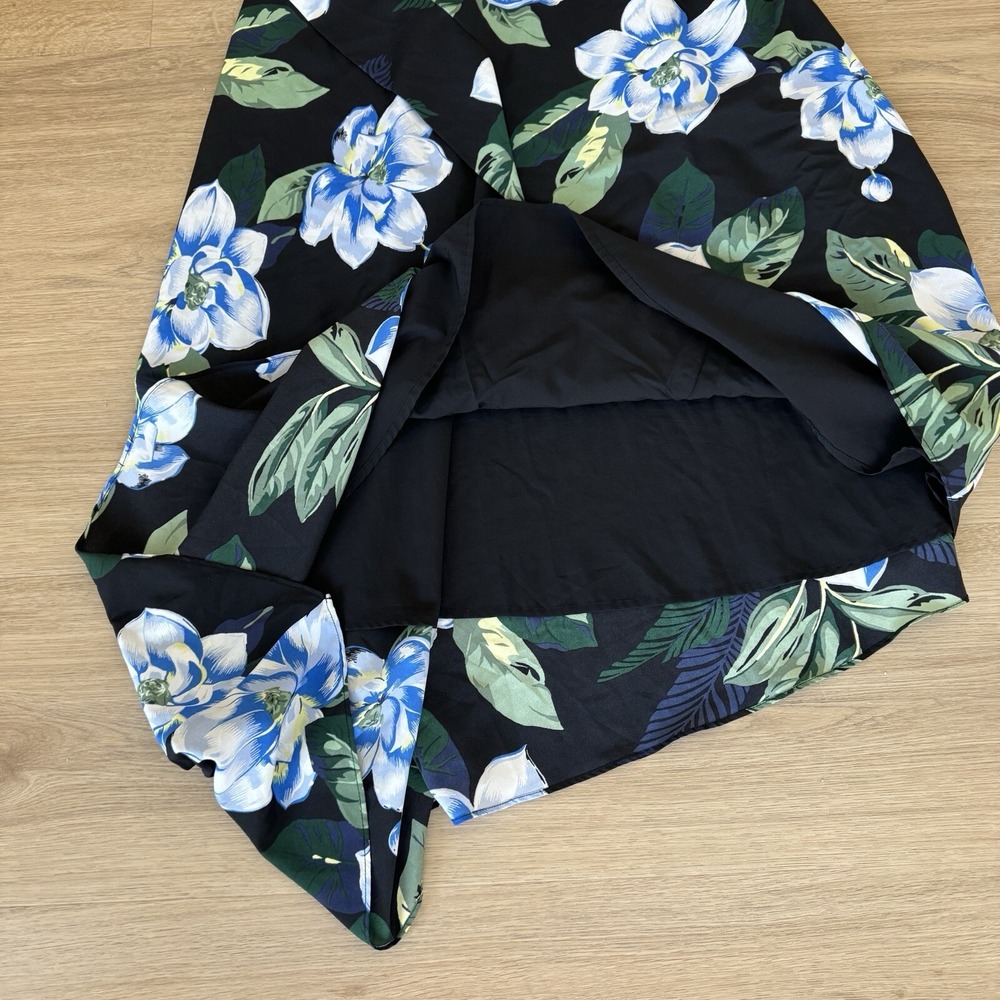 Banana Republic Dress 8 Tall Black Blue Floral Asymetrical Hawaiian Travel - Picture 5 of 12